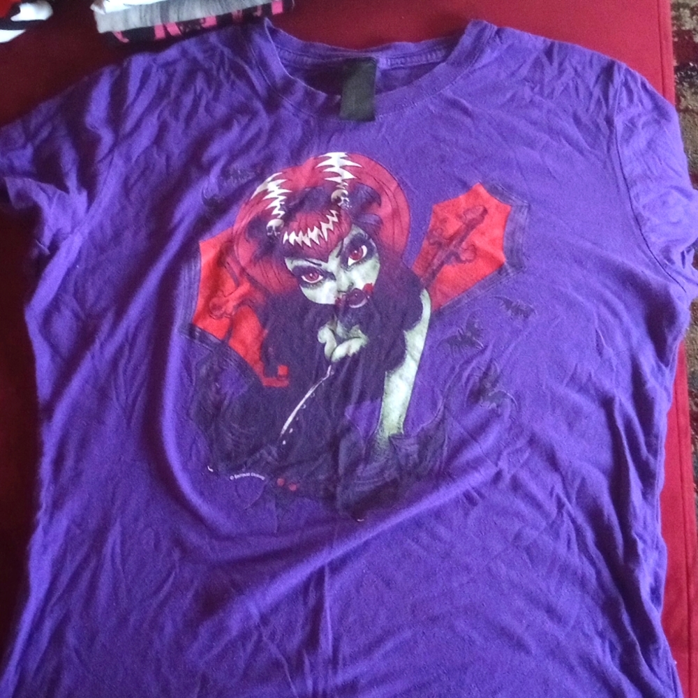 Purple women's small Gothic tshirt